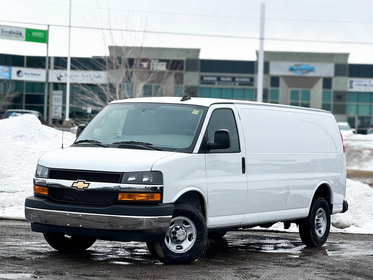 2024 Chevrolet Express Cargo Van  Photo