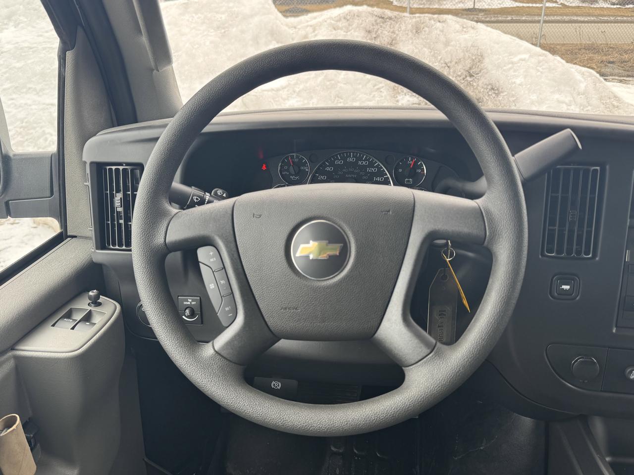 2024 Chevrolet Express Cargo Van  Photo