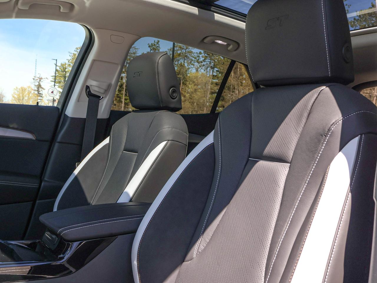 2025 Buick Envision SPORT TOURING Photo