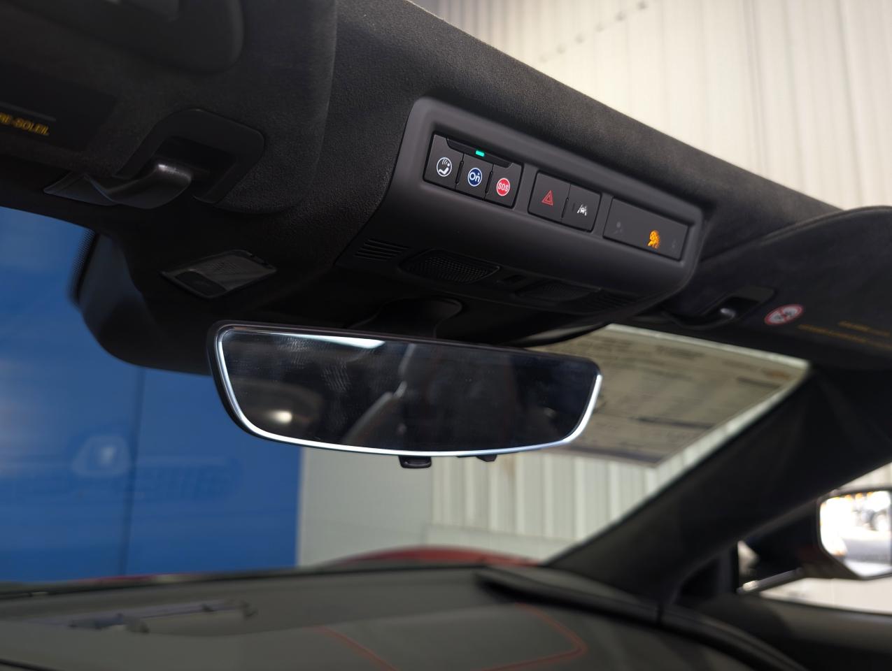 2025 Chevrolet Corvette E-Ray 3LZ Photo