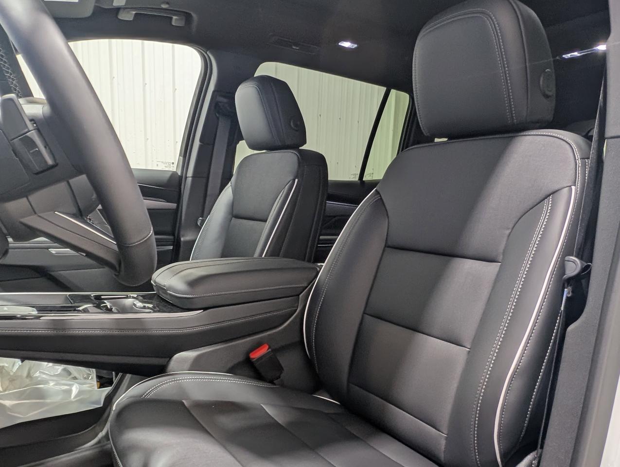 2025 Buick Enclave Preferred Photo