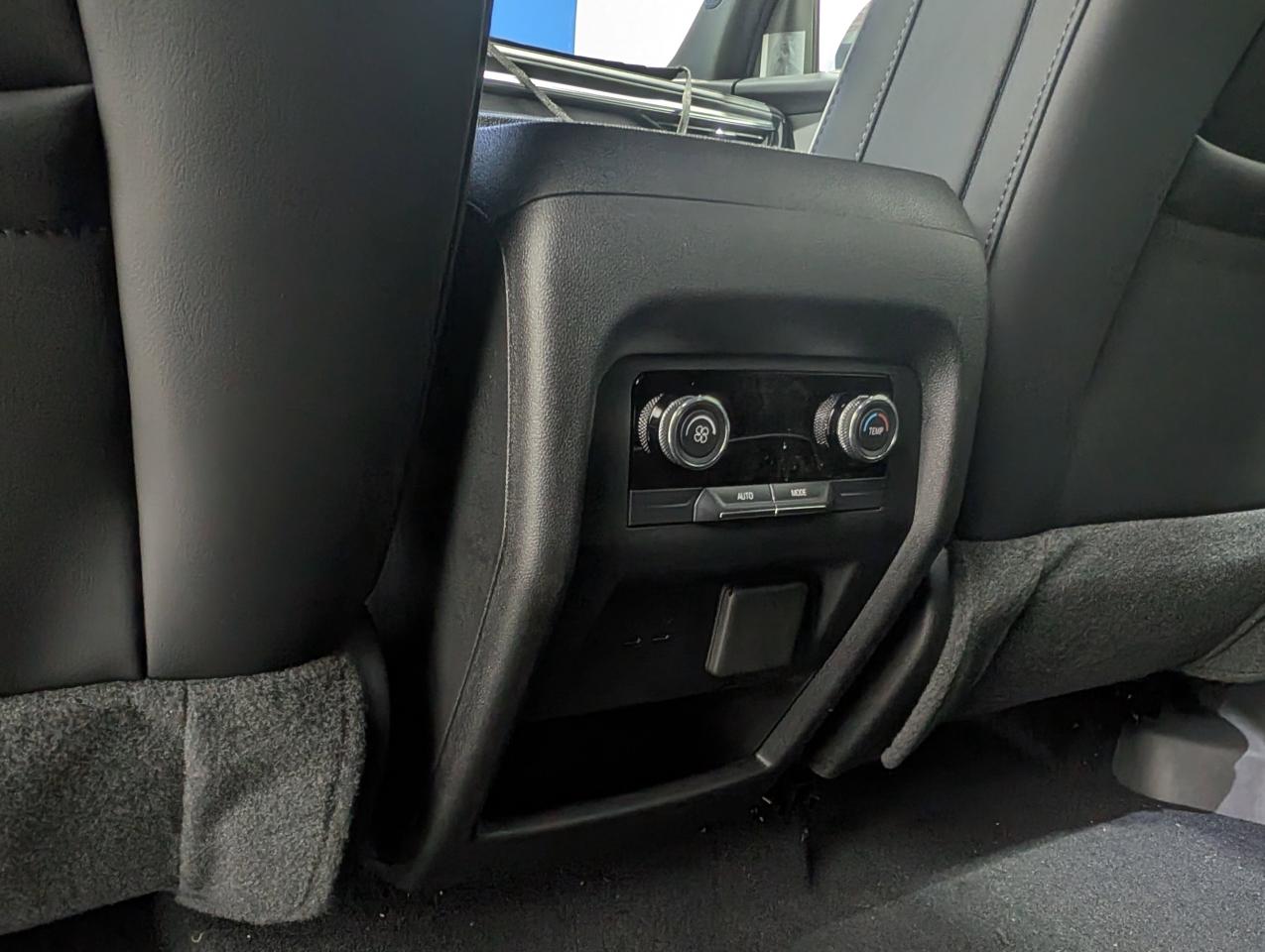 2025 Buick Enclave Preferred Photo