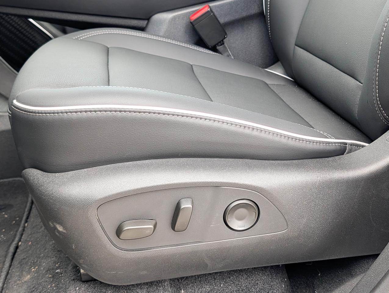 2025 Buick Enclave Preferred Photo