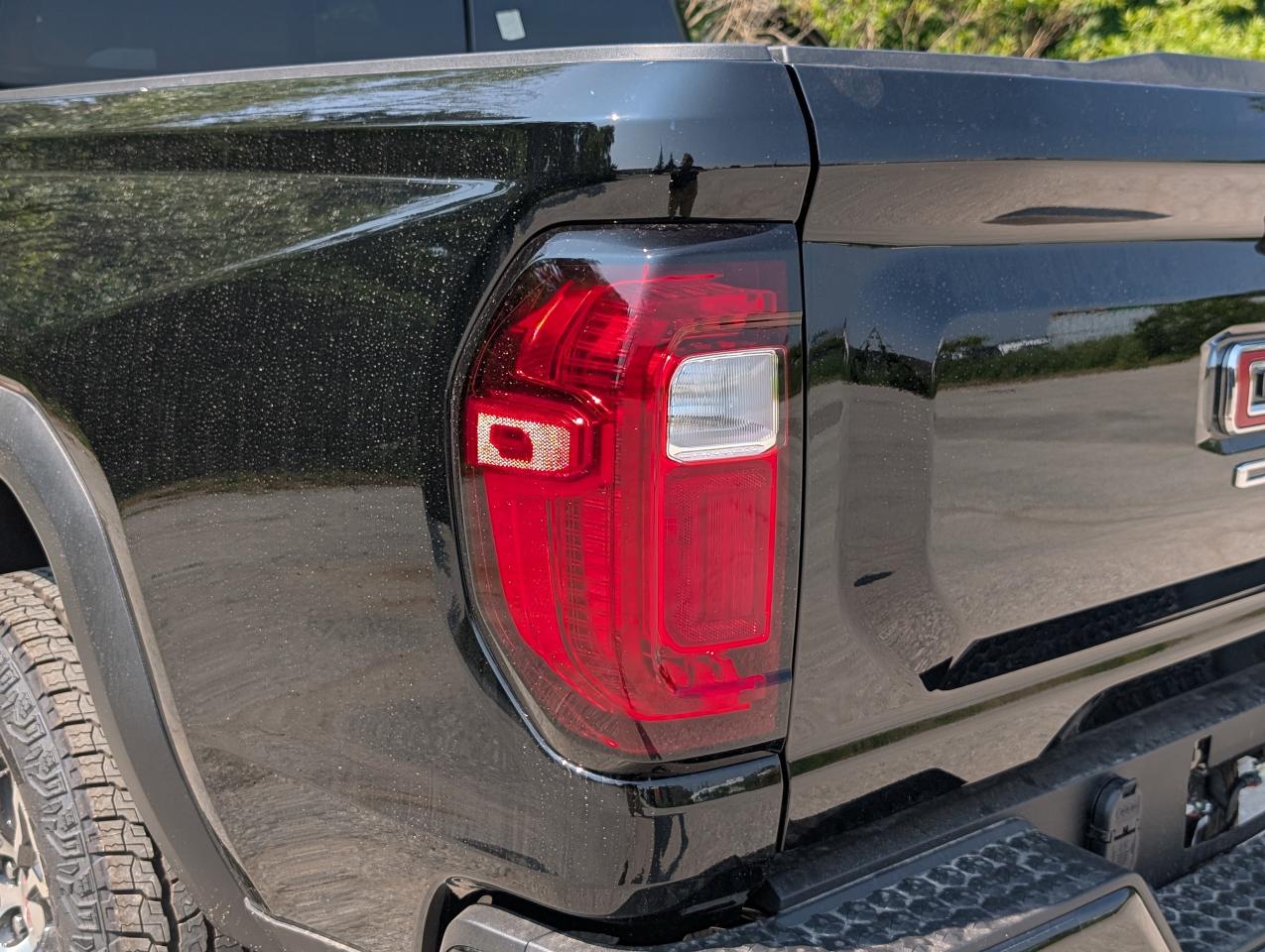 2025 GMC Canyon AT4 Photo