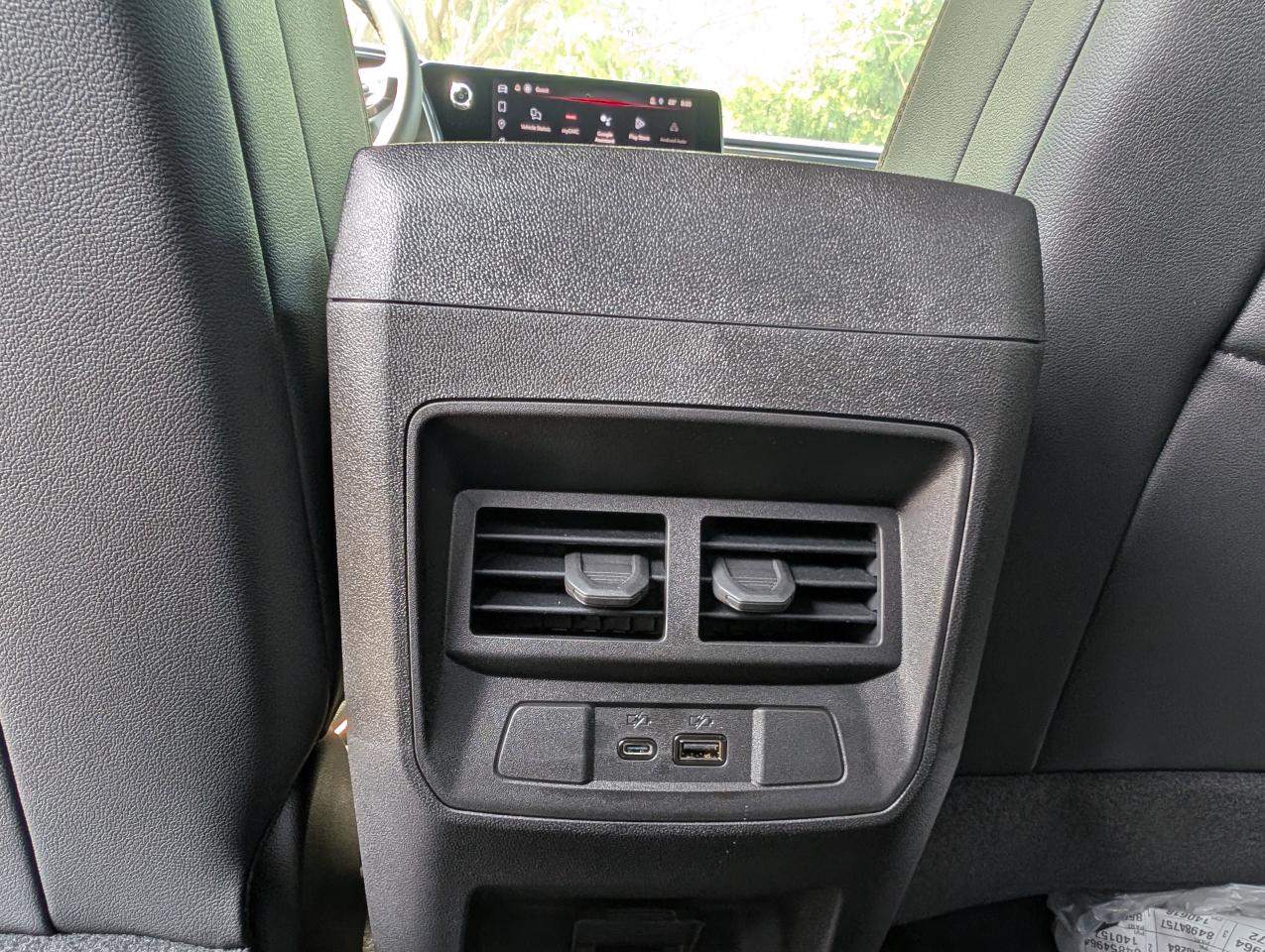 2025 GMC Canyon AT4 Photo