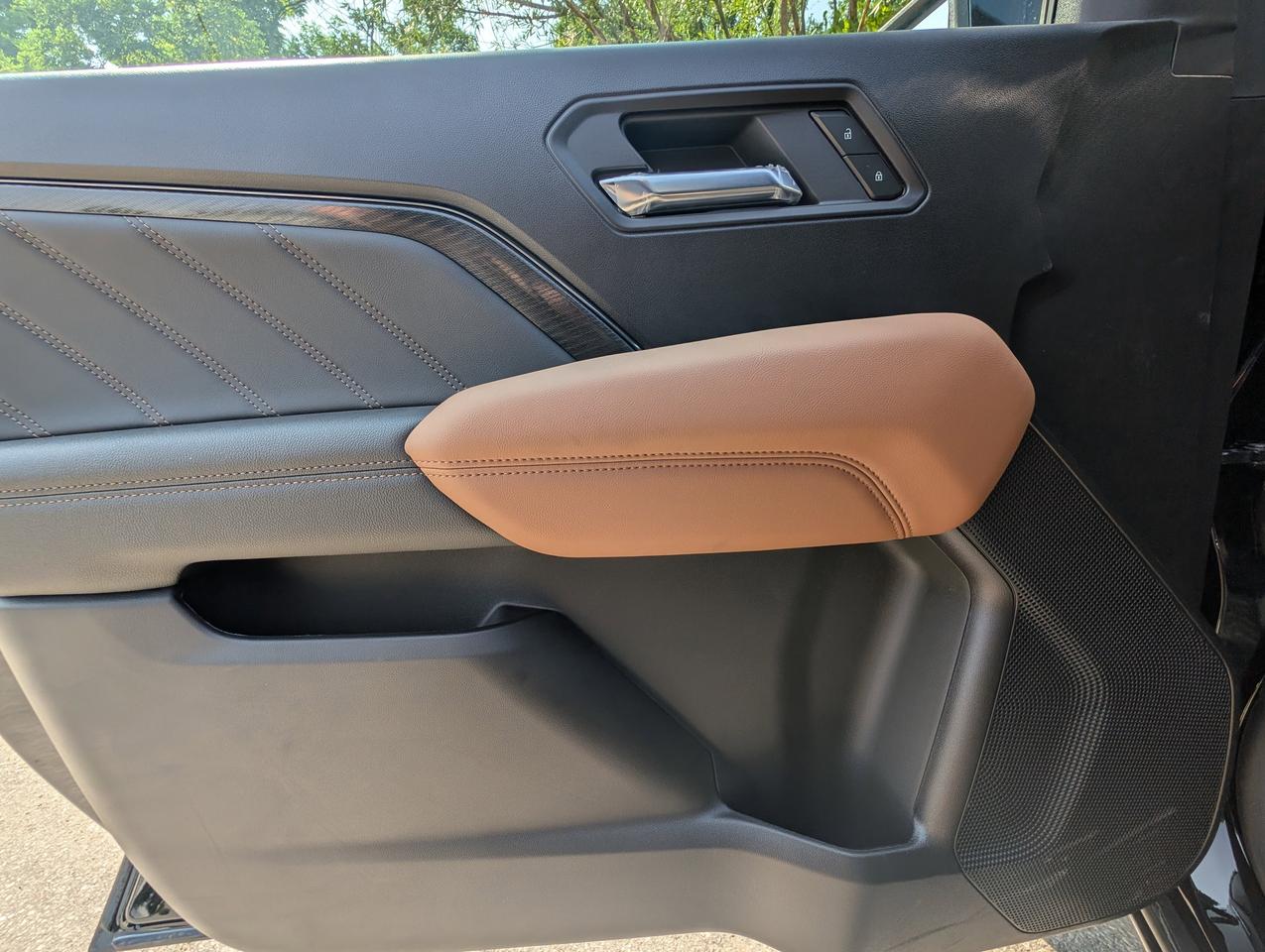 2025 GMC Canyon AT4 Photo