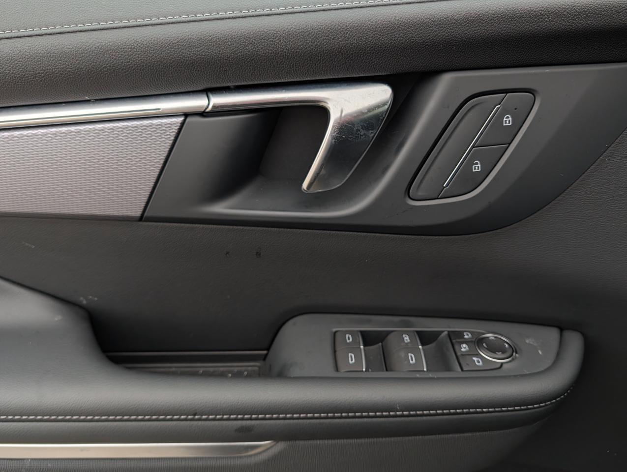 2025 Buick Enclave Sport Touring Photo