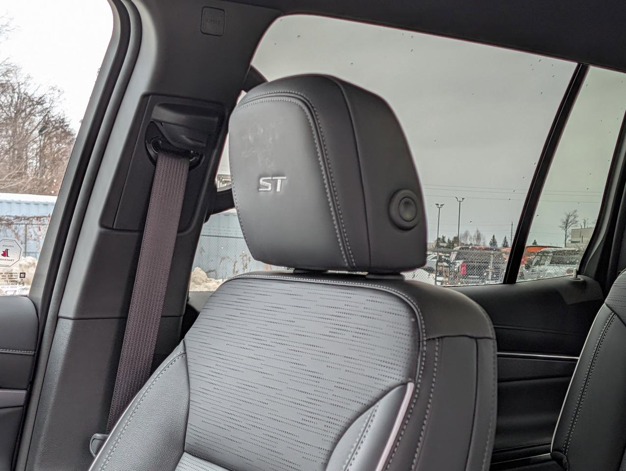 2025 Buick Enclave Sport Touring Photo