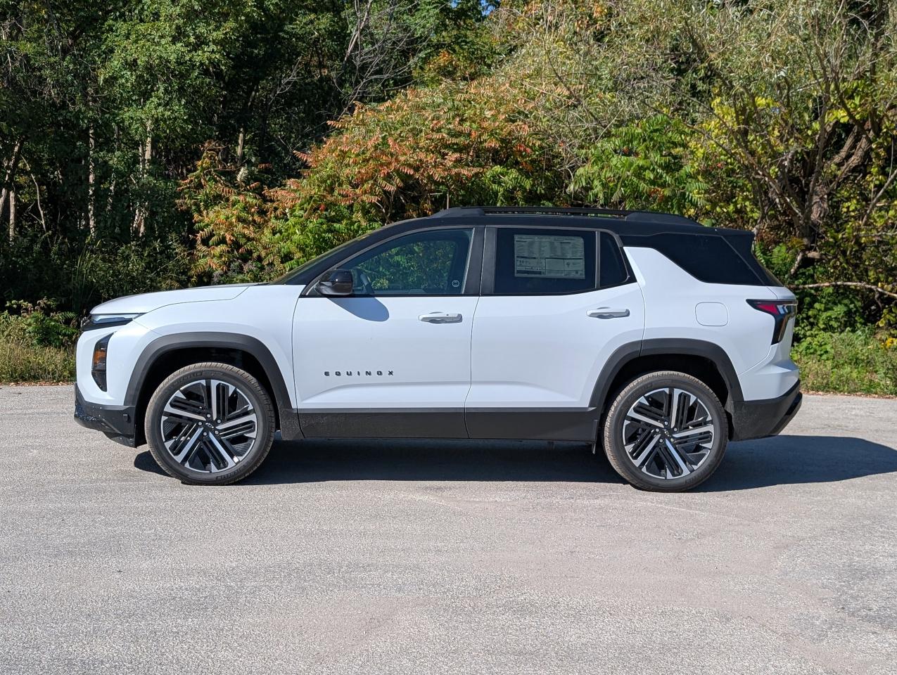 2026 Chevrolet Equinox AWD RS Photo3