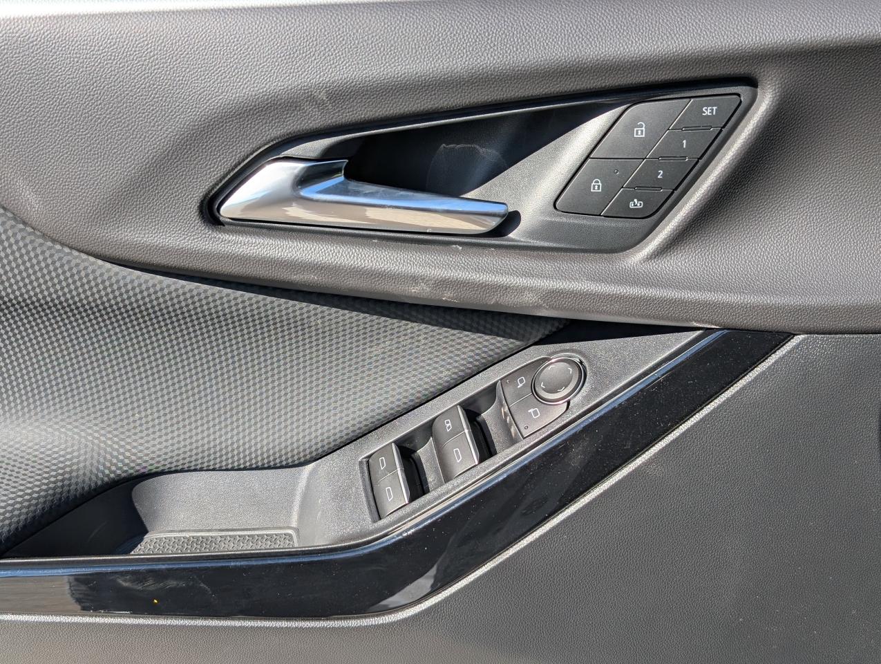 2026 Chevrolet Equinox AWD RS Photo