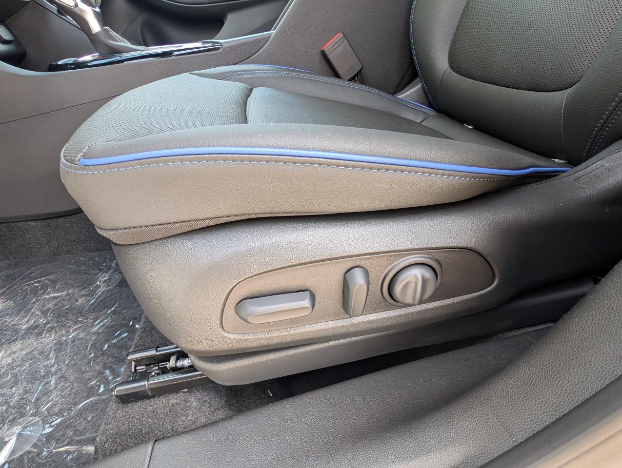 2026 Buick Encore GX Sport Touring Photo