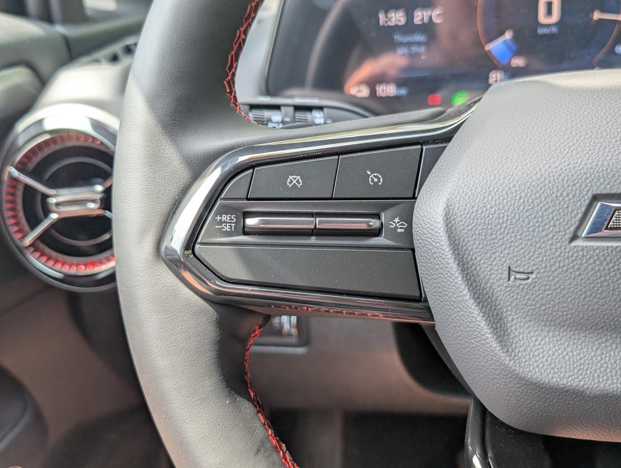 2025 Chevrolet Equinox EV RS Photo