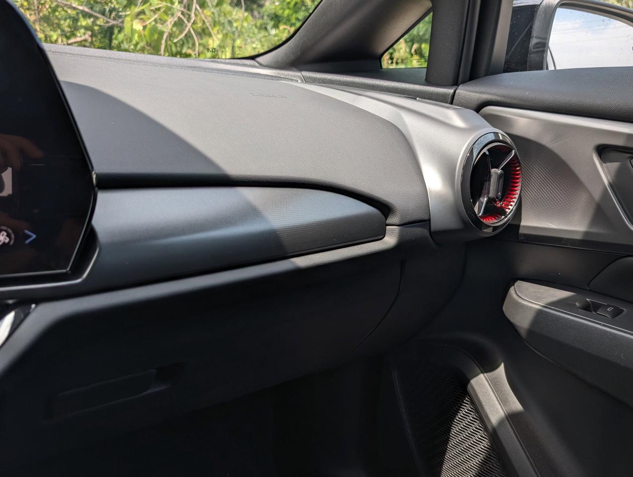 2025 Chevrolet Equinox EV RS Photo