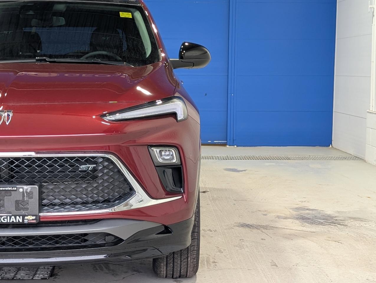 2025 Buick Encore GX Sport Touring Photo