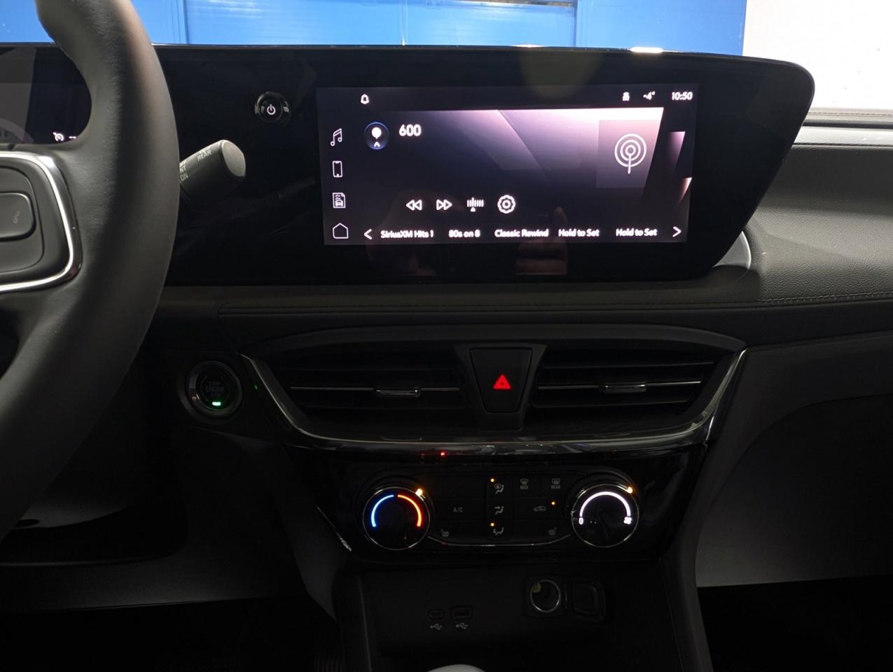 2025 Buick Encore GX Sport Touring Photo