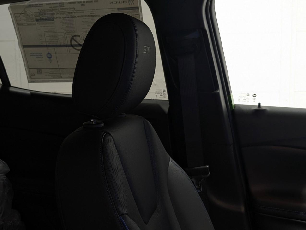 2025 Buick Encore GX Sport Touring Photo