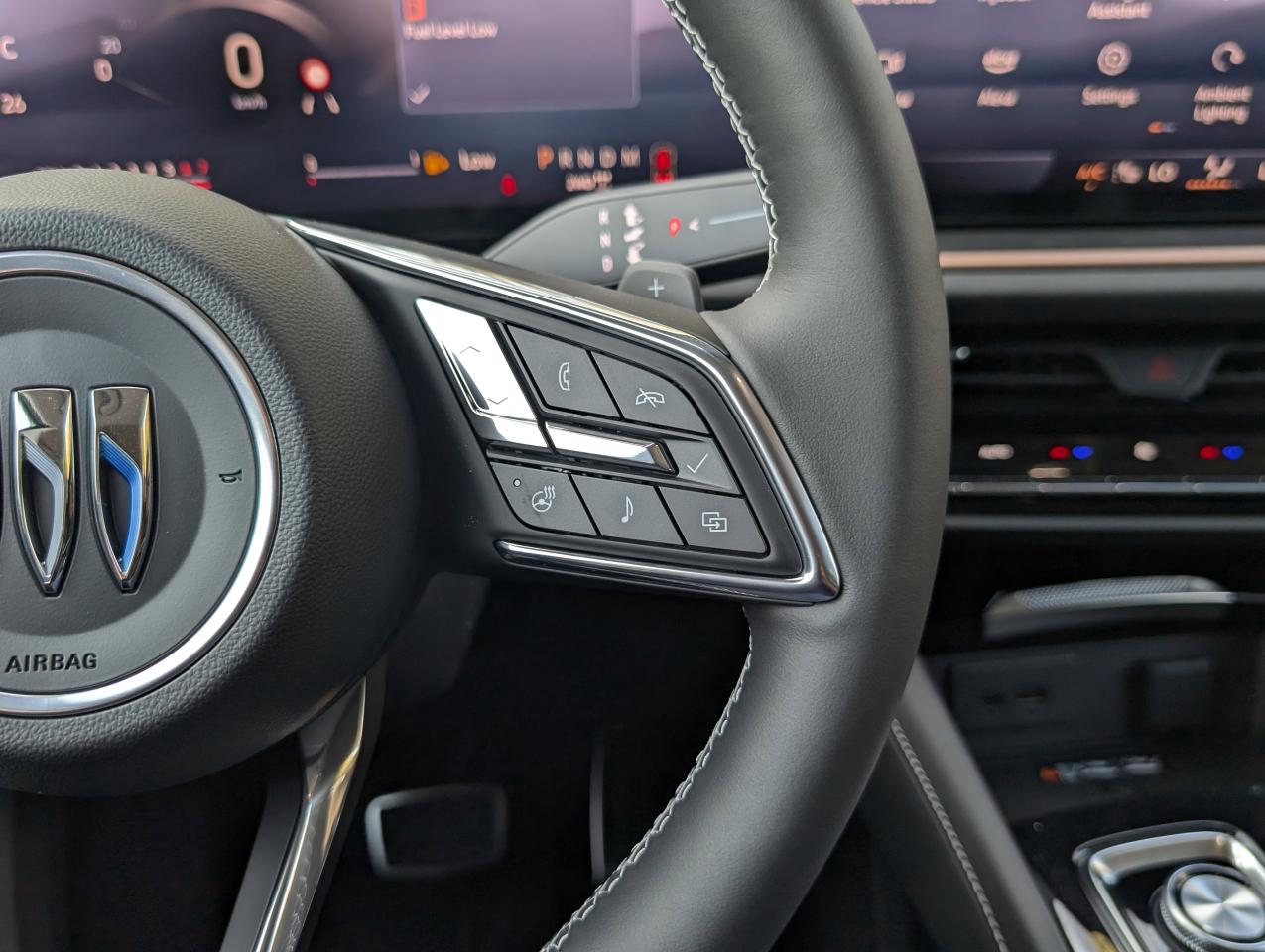 2025 Buick Envision SPORT TOURING Photo