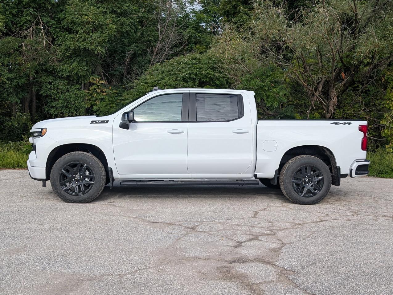 2026 Chevrolet Silverado 1500 RST Photo4