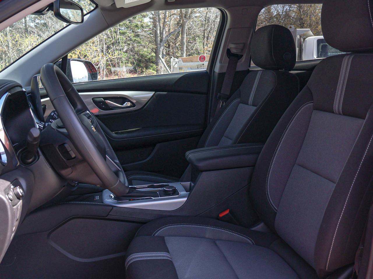 2025 Chevrolet Blazer LT Photo