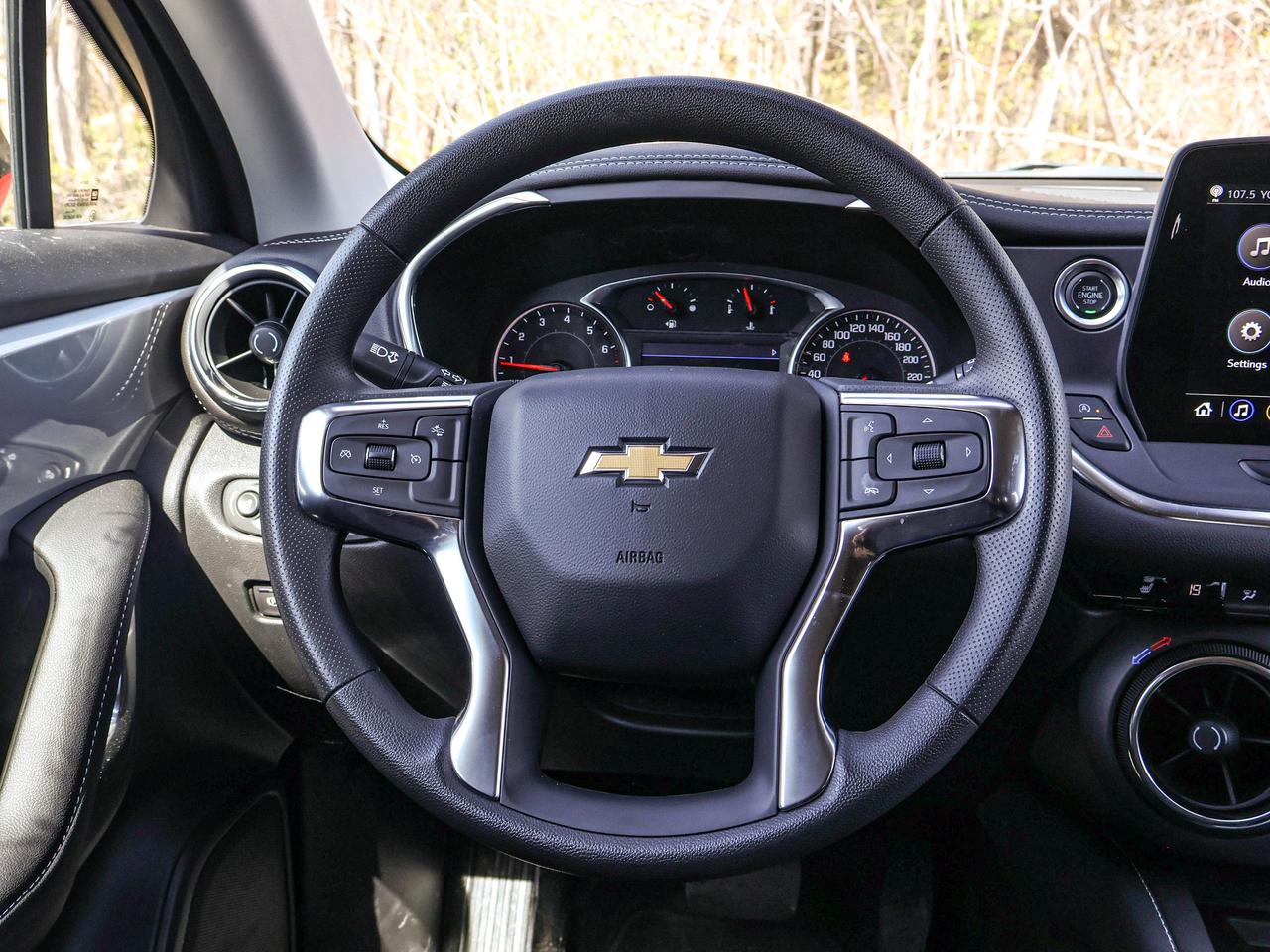 2025 Chevrolet Blazer LT Photo