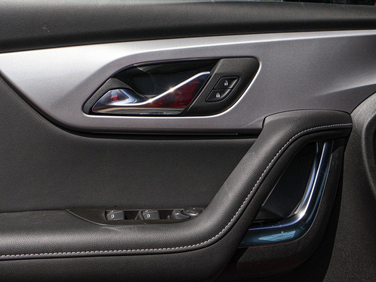 2025 Chevrolet Blazer LT Photo