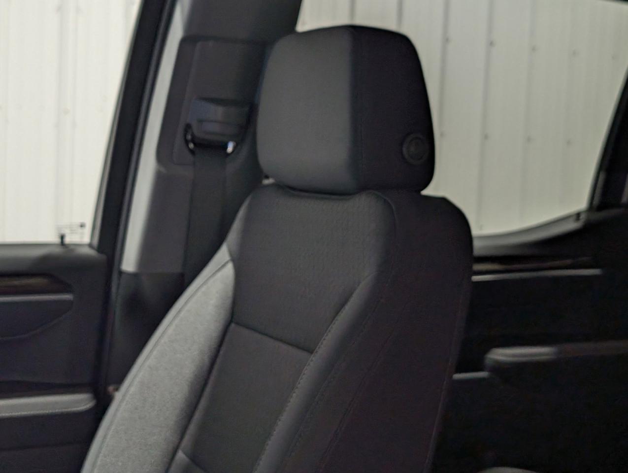 2025 Chevrolet Silverado 1500 LT Photo