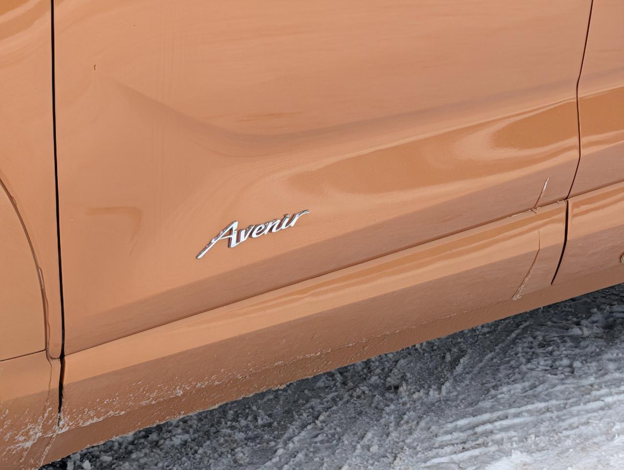 2025 Buick Encore GX Avenir Photo4