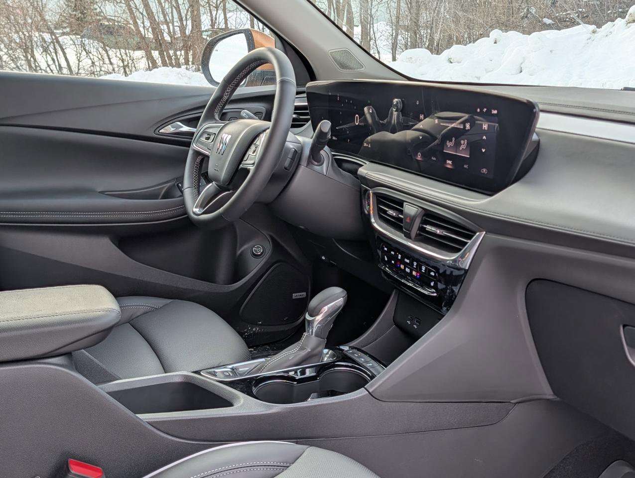2025 Buick Encore GX Avenir Photo