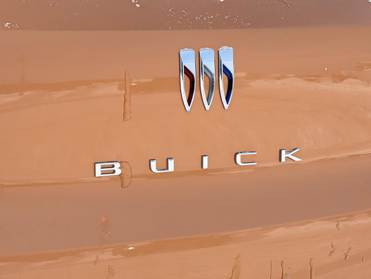 2025 Buick Encore GX Avenir Photo