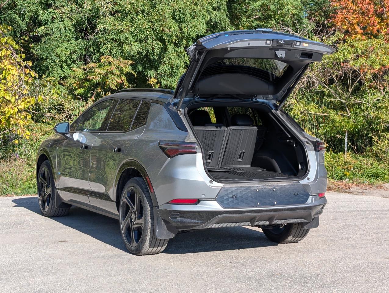 2025 Chevrolet Equinox EV RS Photo