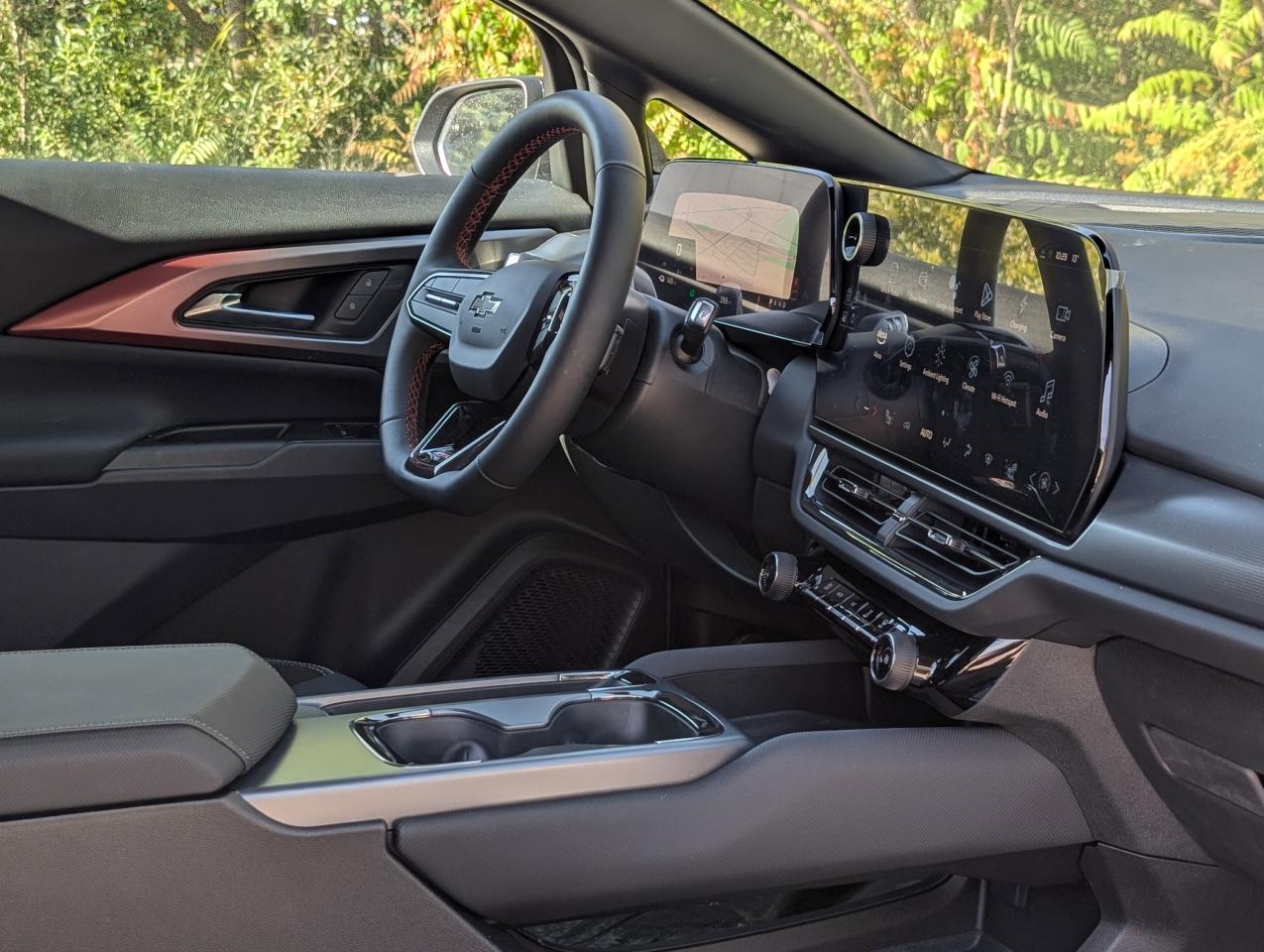 2025 Chevrolet Equinox EV RS Photo