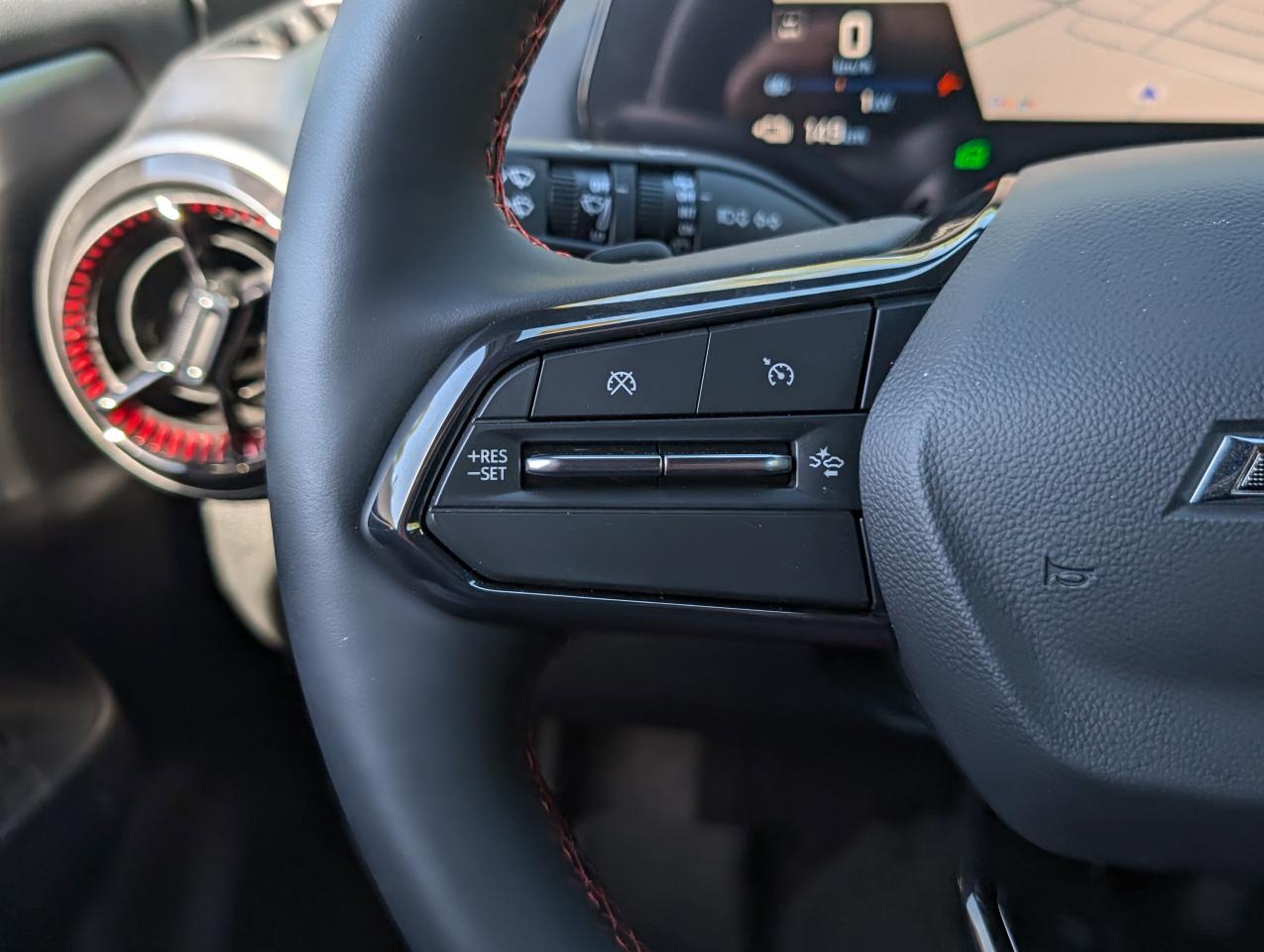 2025 Chevrolet Equinox EV RS Photo