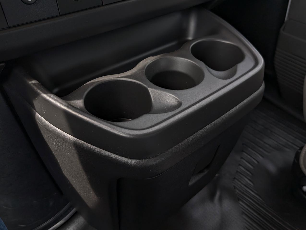 2025 Chevrolet Express Cargo Van  Photo