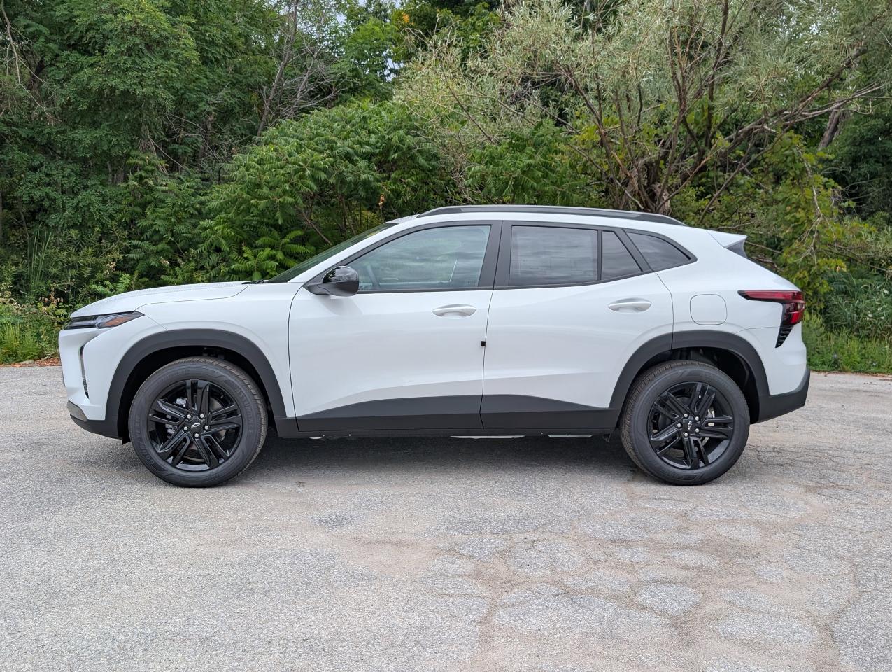 2025 Chevrolet Trax ACTIV Photo3