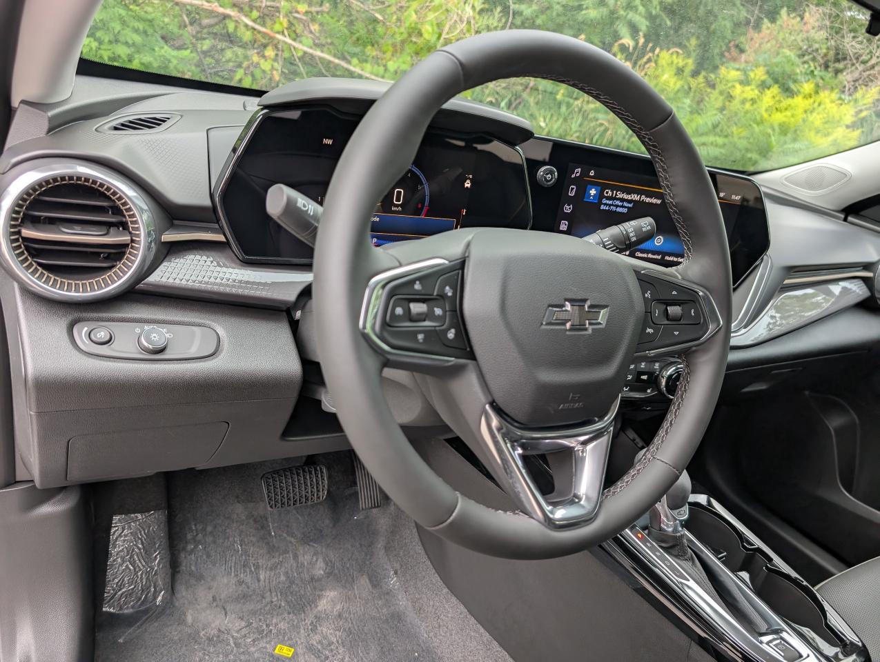 2025 Chevrolet Trax ACTIV Photo