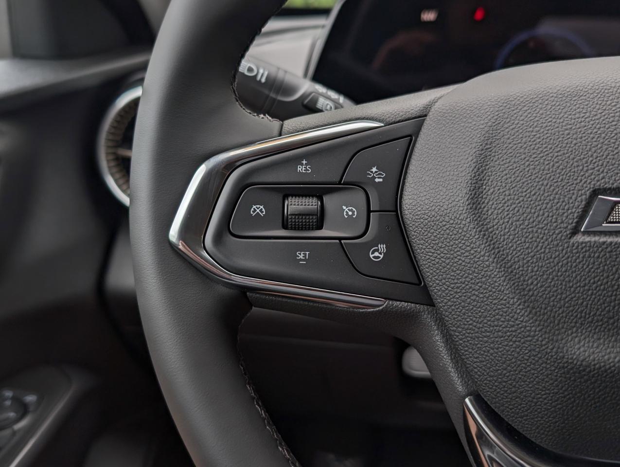 2025 Chevrolet Trax ACTIV Photo