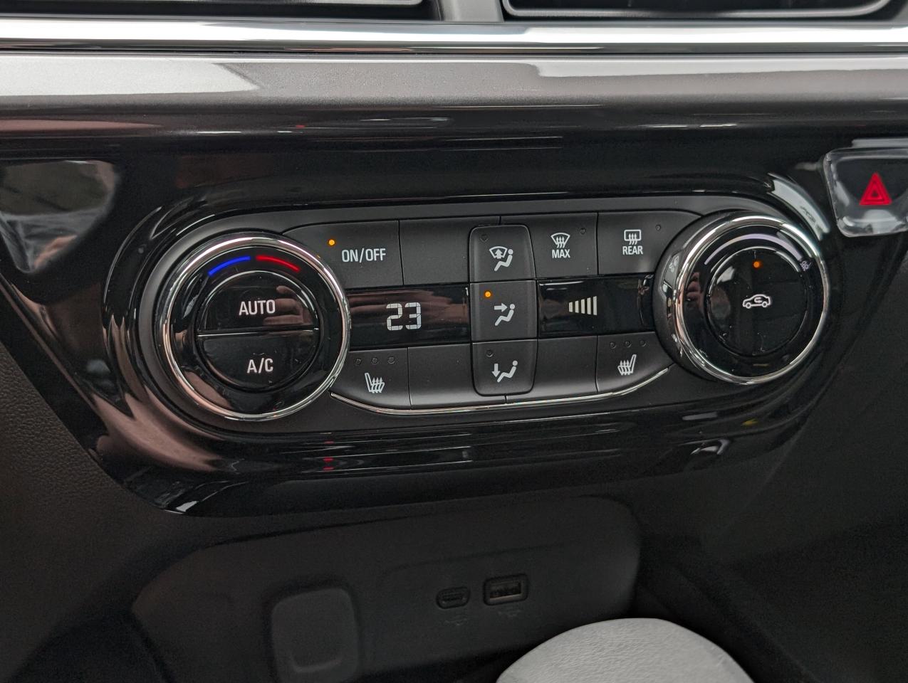 2025 Chevrolet Trax ACTIV Photo