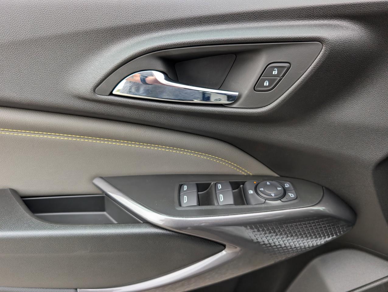 2025 Chevrolet Trax ACTIV Photo