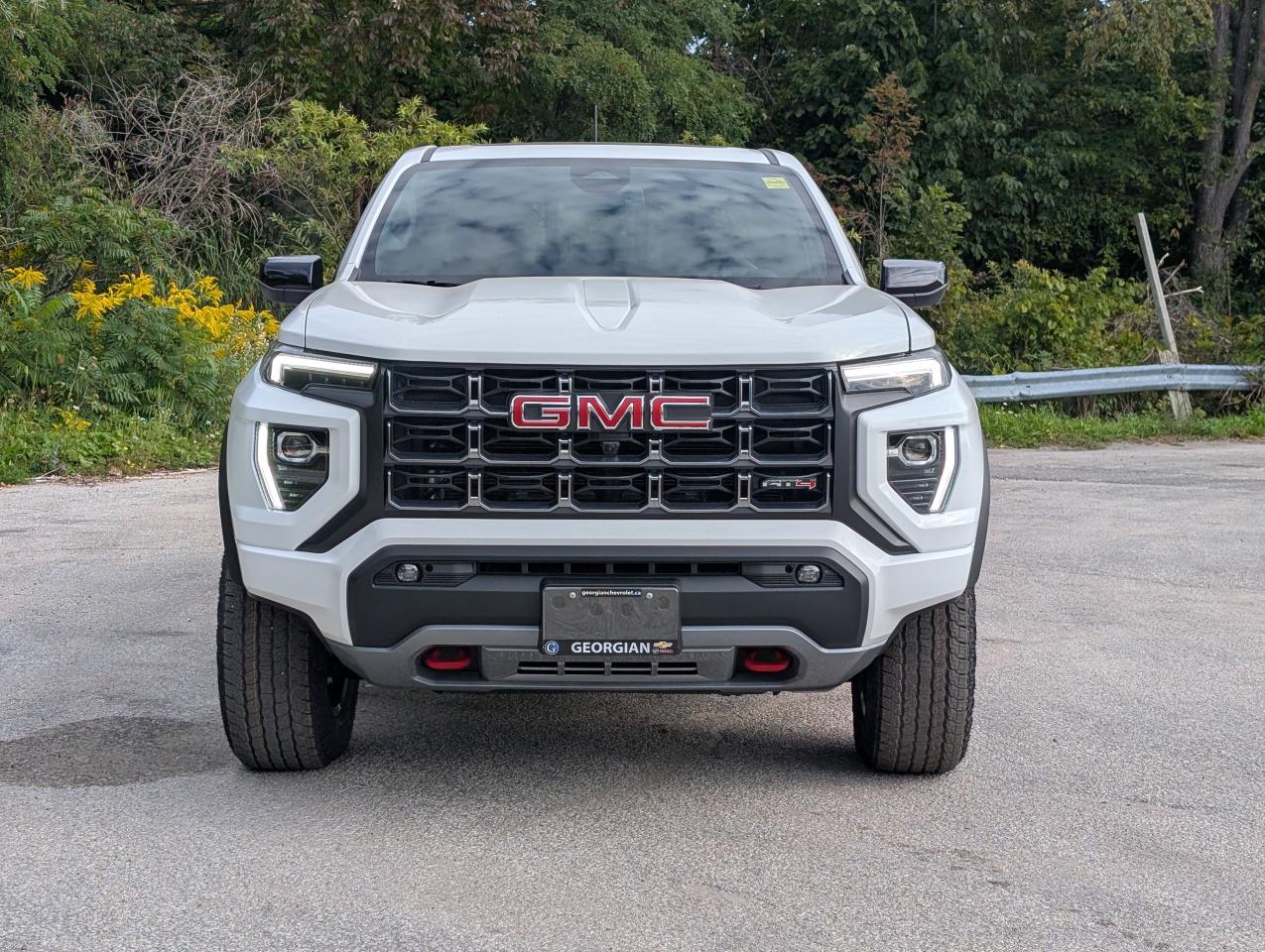 2026 GMC Canyon AT4 Photo4