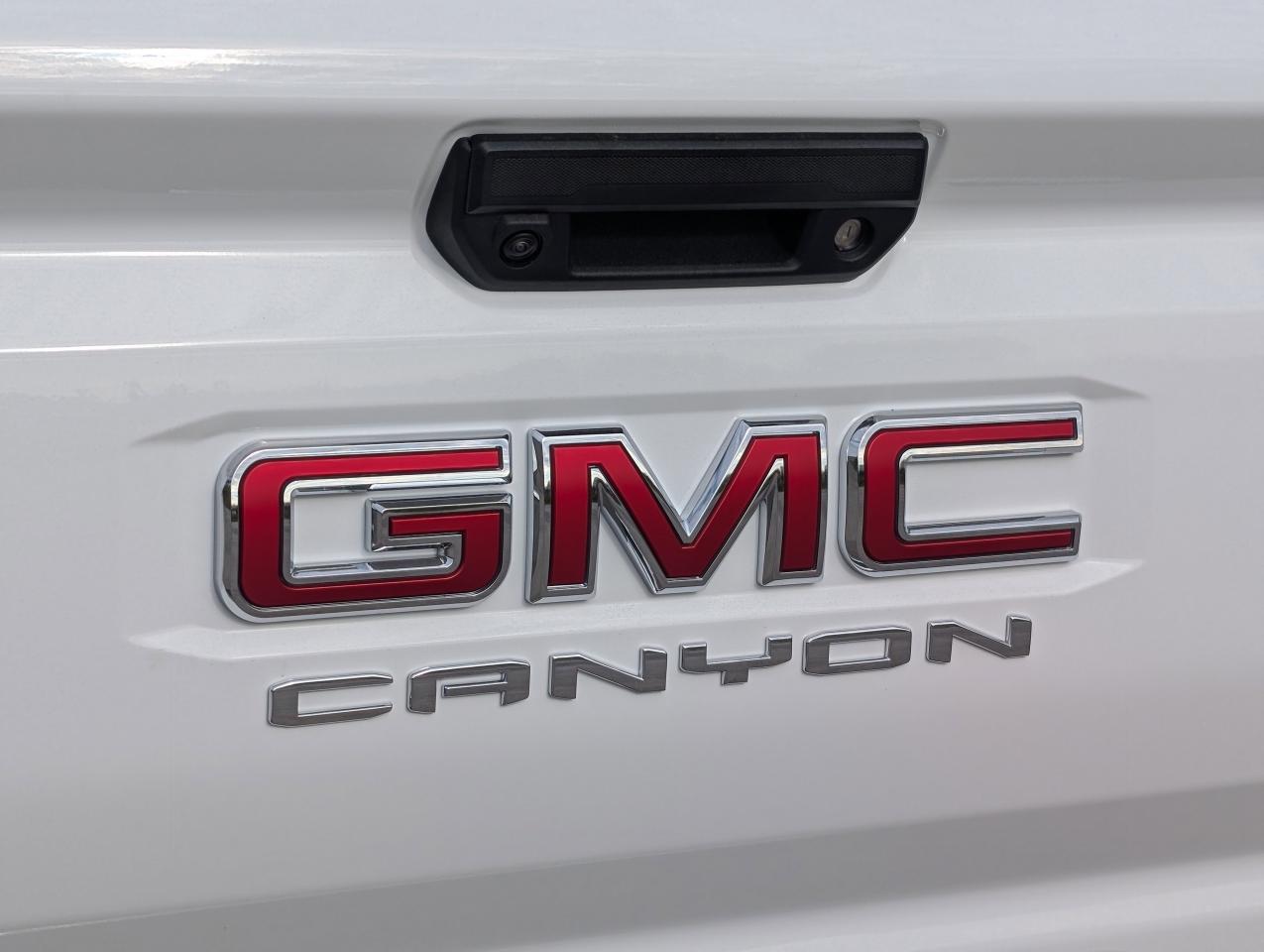 2026 GMC Canyon AT4 Photo