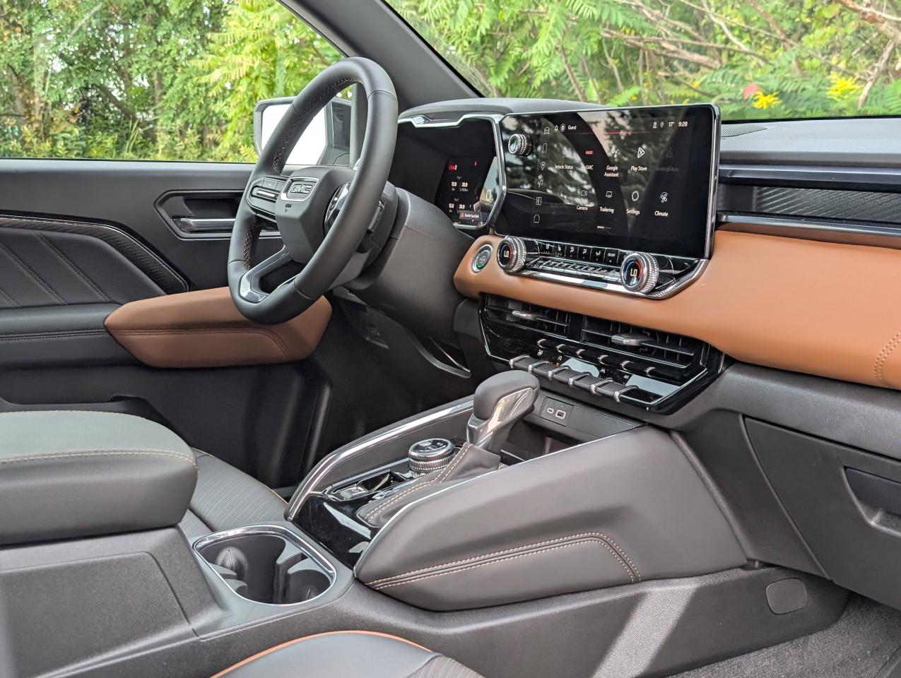 2026 GMC Canyon AT4 Photo