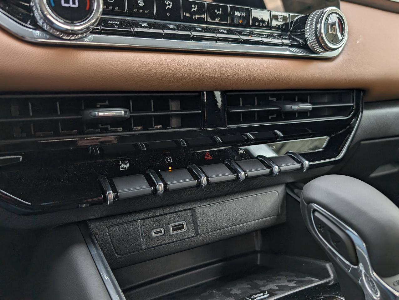 2026 GMC Canyon AT4 Photo