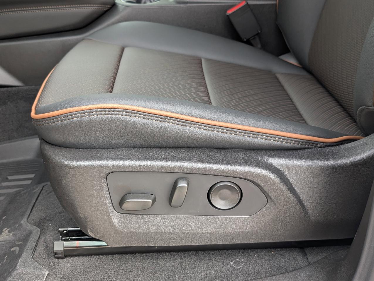 2026 GMC Canyon AT4 Photo