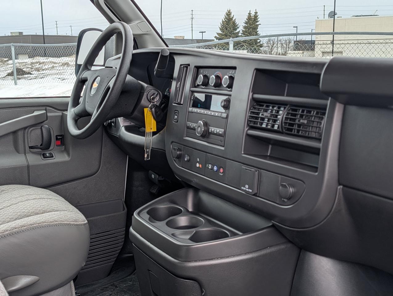 2025 Chevrolet Express Cargo Van  Photo