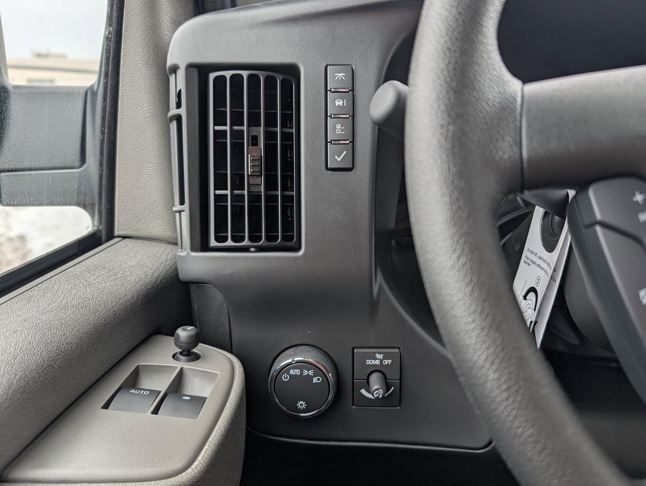 2025 Chevrolet Express Cargo Van  Photo