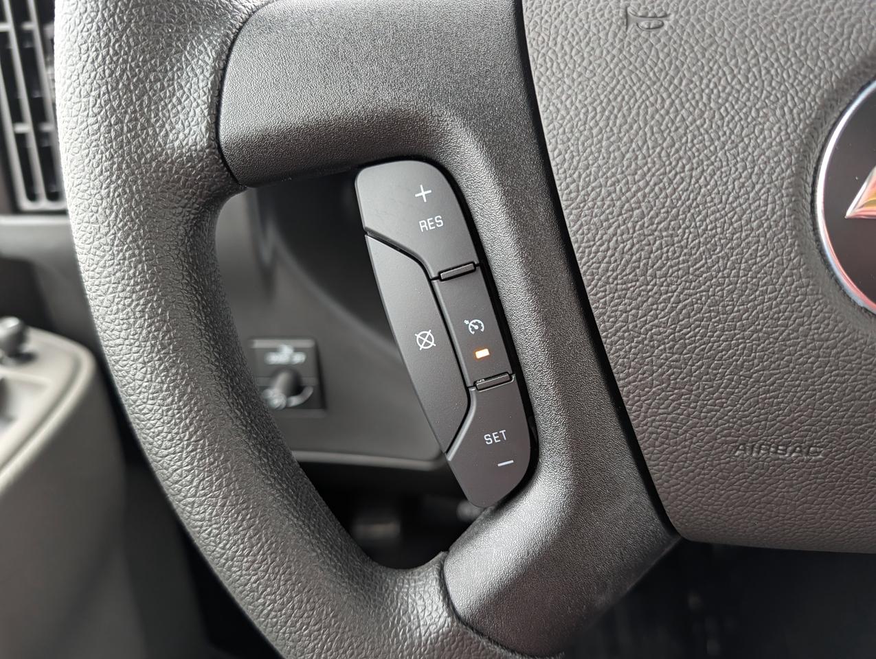 2025 Chevrolet Express Cargo Van  Photo