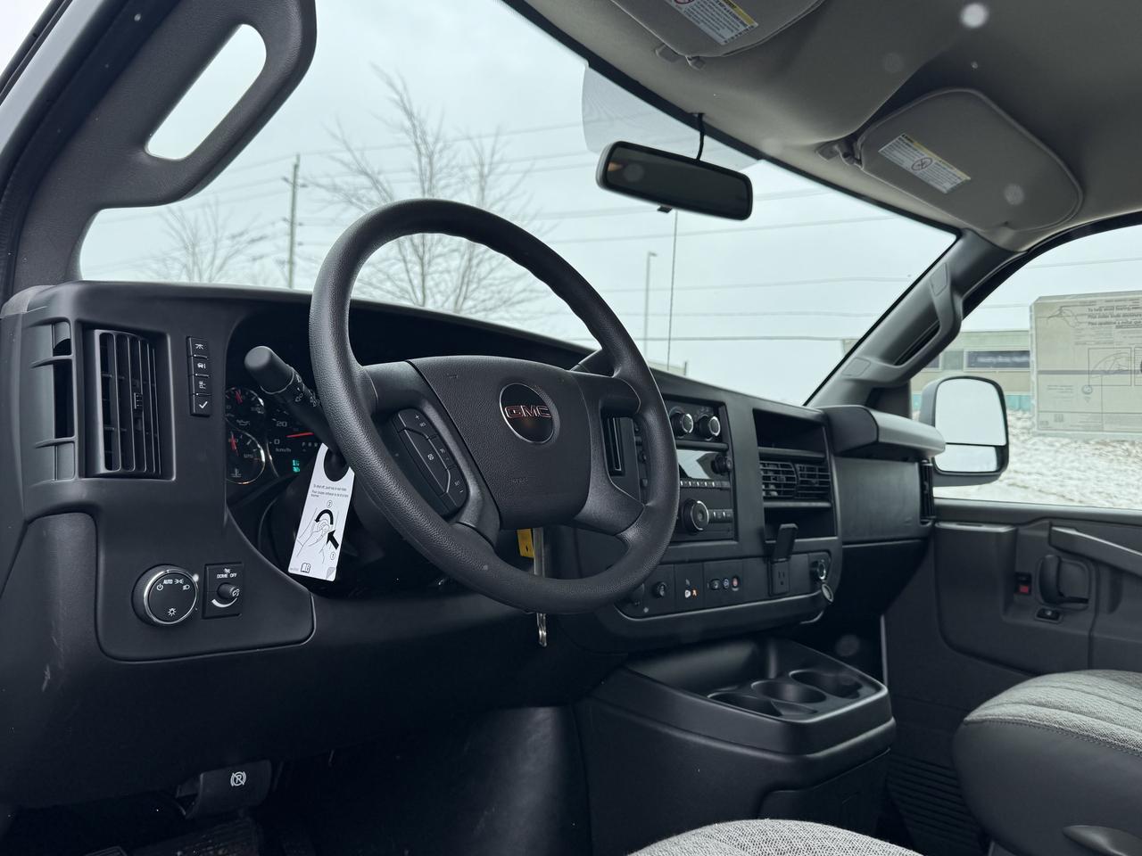 2025 GMC Savana Cargo Van  Photo
