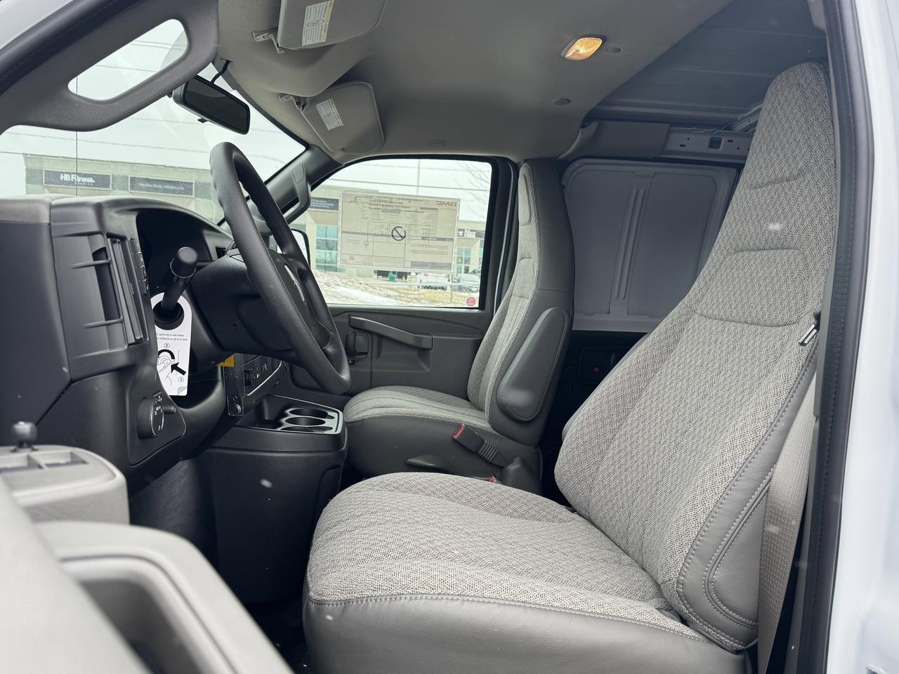 2025 GMC Savana Cargo Van  Photo