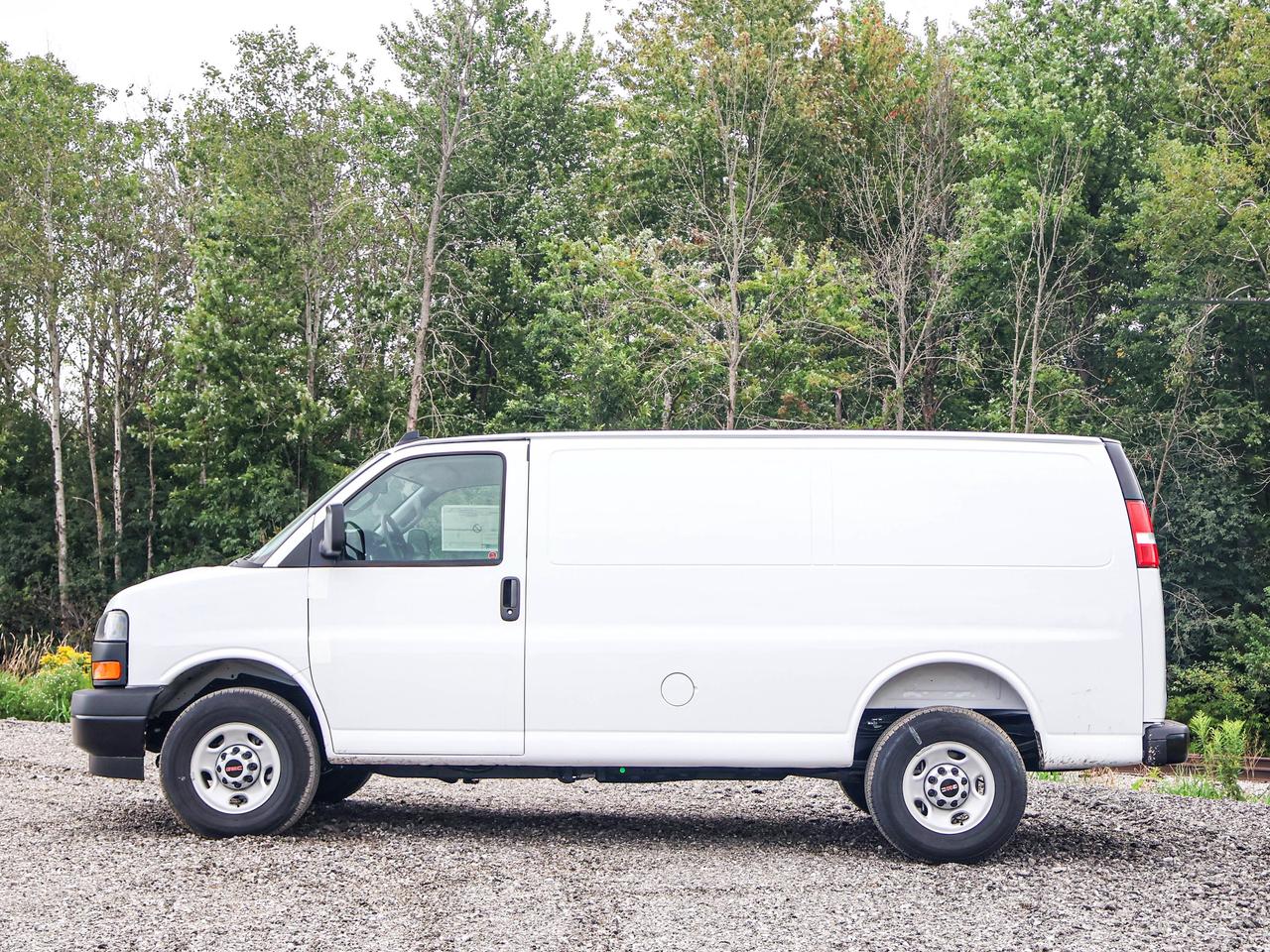 2025 GMC Savana Cargo Van  Photo