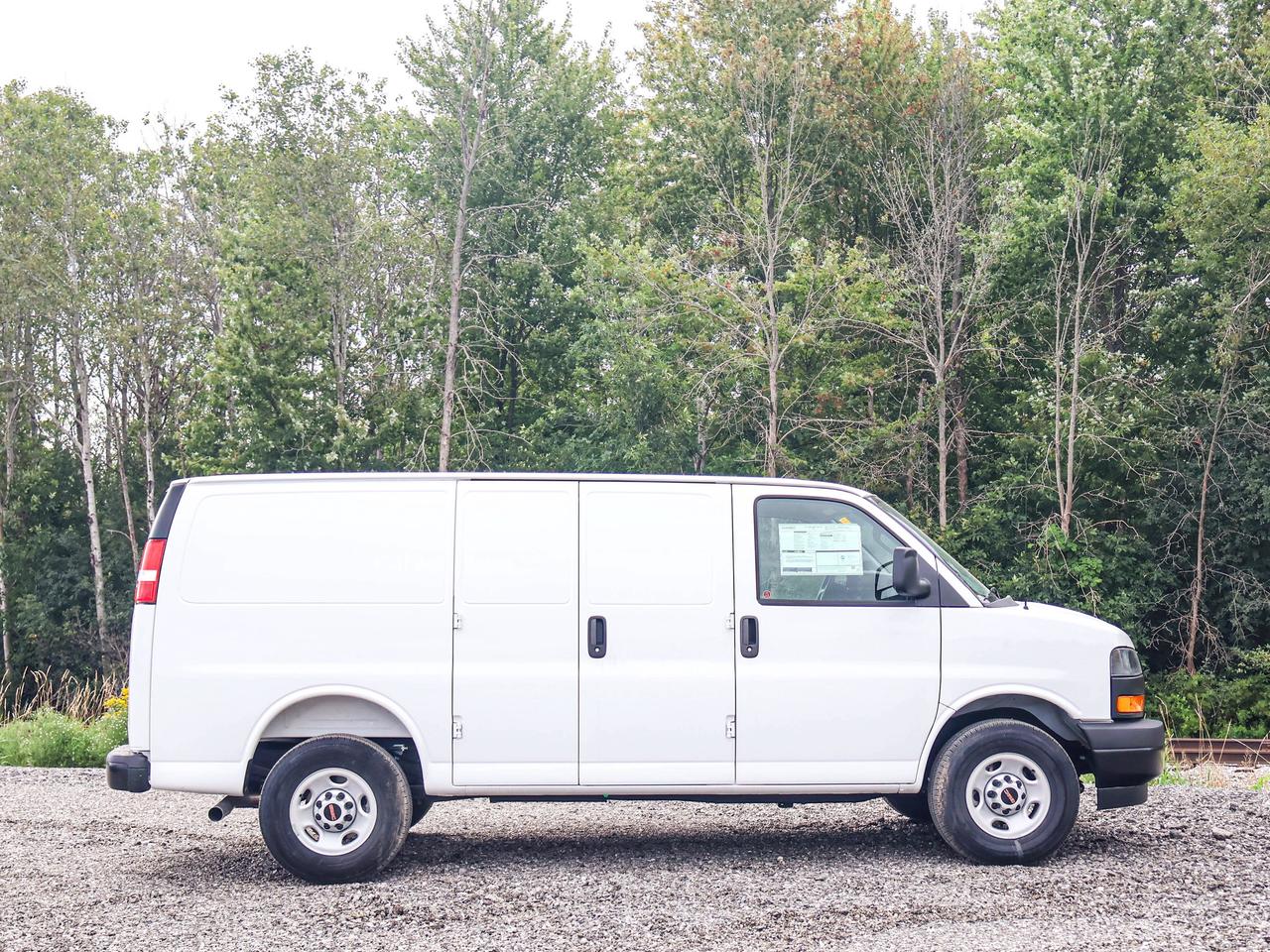 2025 GMC Savana Cargo Van  Photo